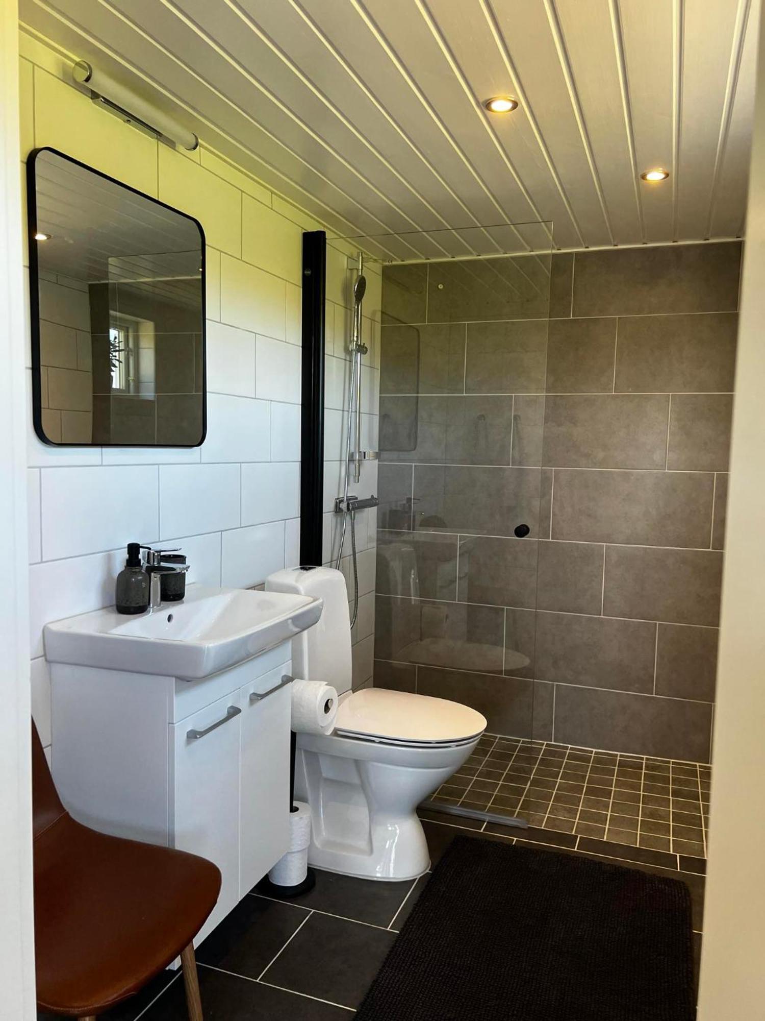 Holiday home Stugan I Vik Pa Oesterlen